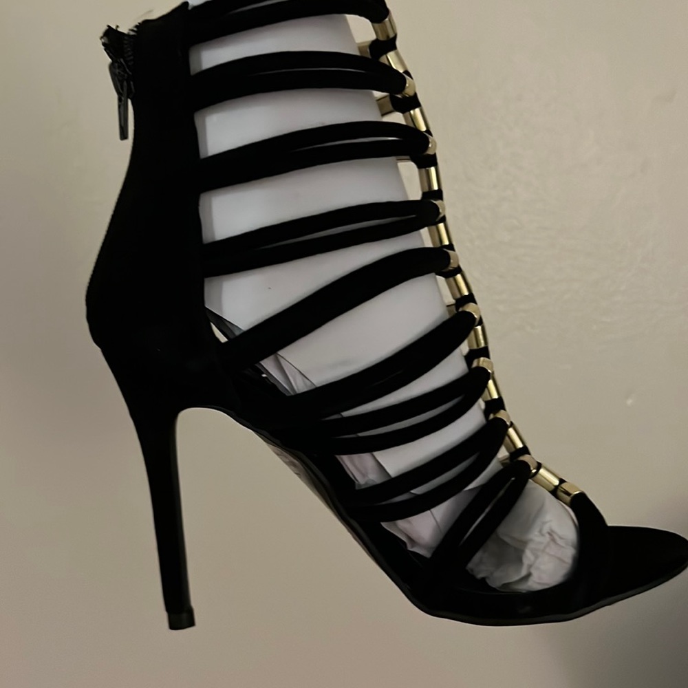 Hot sexy glold and black high heels sandals